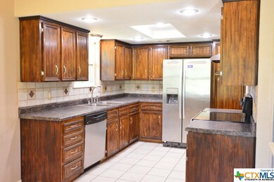 2711 Phyllis Dr, Copperas Cove, TX 76522 - photo 7