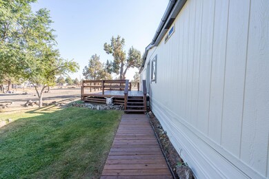 Walkway up to deck
