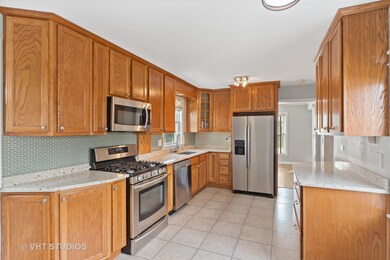 1426 Bristol Ave, Westchester, IL 60154 - photo 4