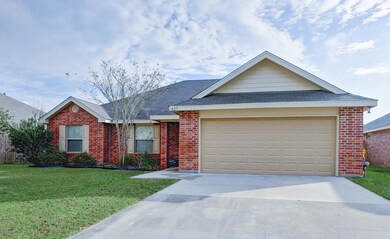 427 Walter Dr-2
