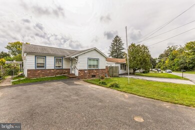 423 E Dutton Mill Rd, Brookhaven, PA 19015 - photo 3