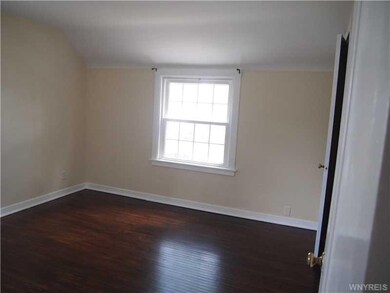 Bedroom. Hardwood floor!!  Good sized!
