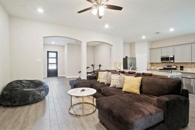 1035 Carson Dr, Magnolia, TX 77354 - photo 7