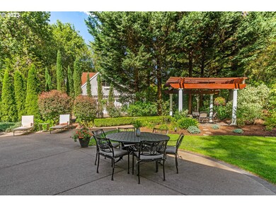 5811 Stewart Glenn Ct, Lake Oswego, OR 97035 - photo 6