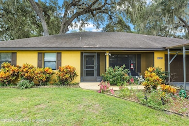 1251 Cr 436, Lake Panasoffkee, FL 33538 - photo 6