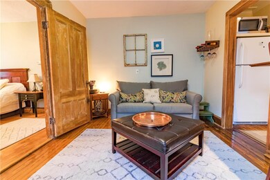 21 School St unit 2, Newport, RI 02840 - photo 4