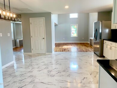 27 Worman St, Bloomsburg, PA 17815 - photo 5