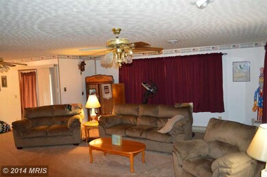 537 W Piedmont St, Keyser, WV 26726 - photo 3