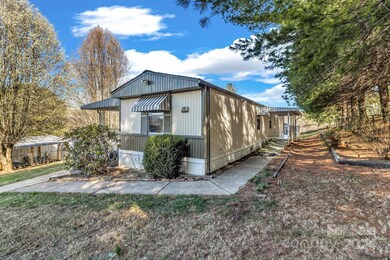 12 Westview Dr, Leicester, NC 28748 - photo 5