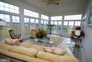 16544 Goldencrest Cir, Purcellville, VA 20132 - photo 2