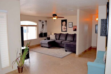 Living Room2
