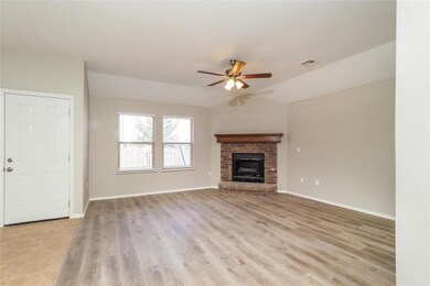 11305 NW 97th St, Yukon, OK 73099 - photo 5