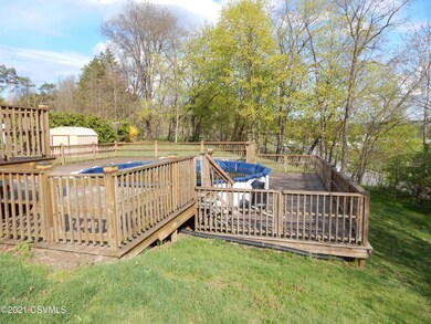 1708 N Vine St, Berwick, PA 18603 - photo 5