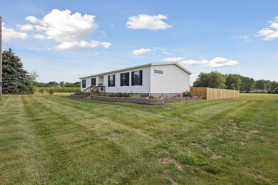 05-4263-S-Sheridan-Rd-Sheridan-MI-48884-