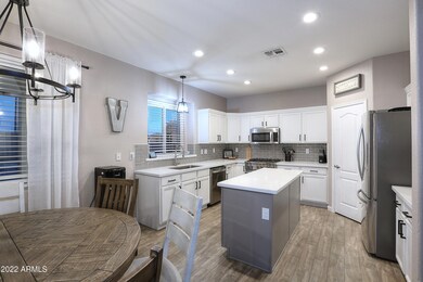 Night-Kitchen2