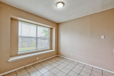 9231 Kingsflower Cir, Houston, TX 77075 - photo 7