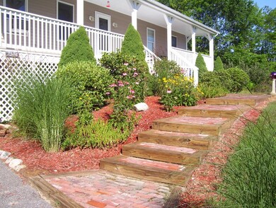 2386 Chestnut Hill Ave, Athol, MA 01331 - photo 3