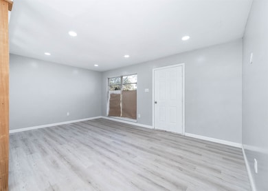 2227 County Road 737, Alvin, TX 77511 - photo 6