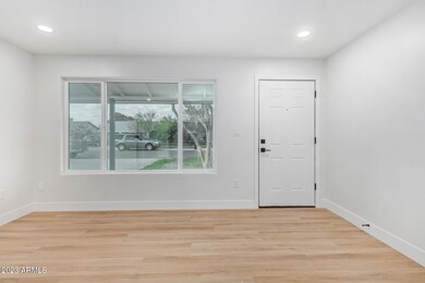 4815 W Palm Ln, Phoenix, AZ 85035 - photo 3