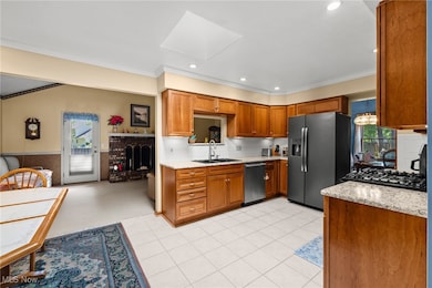 8303 Bradfords Gate, Olmsted Falls, OH 44138 - photo 4