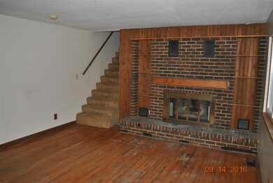 2056 E Kelley Rd, Frankfort, IN 46041 - photo 2