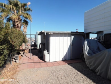 598 W Emerald Dr, Quartzsite, AZ 85346 - photo 5