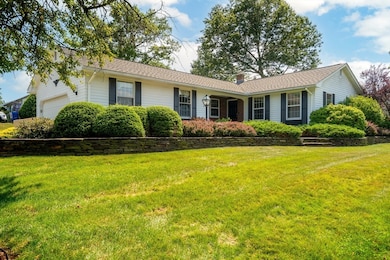 9 Sandra Rd, Easthampton, MA 01027 - photo 2