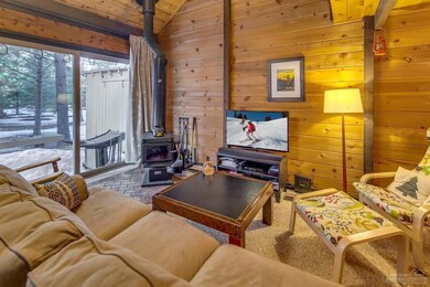 17631 Cluster Cabin Ln unit 30, Sunriver, OR 97707 - photo 2