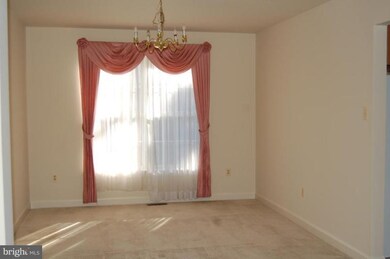 11115 Yellow Leaf Way, Germantown, MD 20876 - photo 3