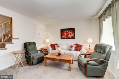 6421 Lamplighter Ridge, Glen Burnie, MD 21061 - photo 4