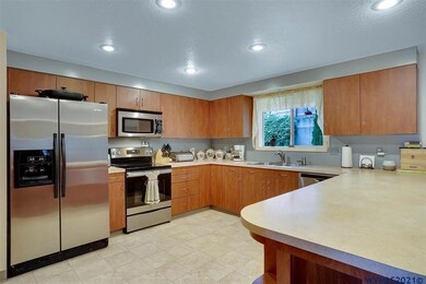 5136 Sycan Ct SE, Salem, OR 97306 - photo 4