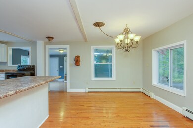 654 Sixth Range Rd, Pembroke, NH 03275 - photo 7