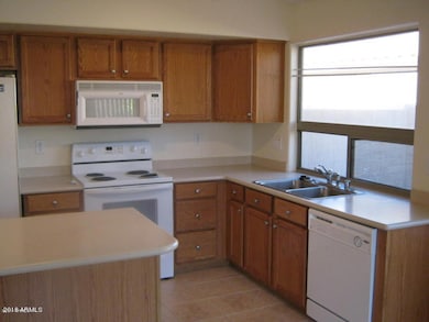 16537 W Central St unit 2, Surprise, AZ 85388 - photo 5