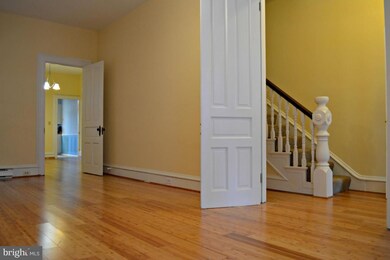 804 Walnut St, Columbia, PA 17512 - photo 7