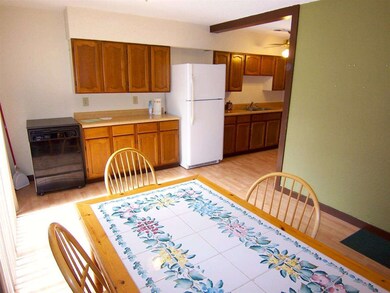 3007 W 69th St, Davenport, IA 52806 - photo 4