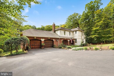 8911 Swift Creek Rd, Fairfax Station, VA 22039 - photo 3