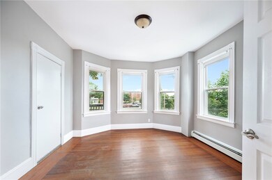 8 Eaton St unit 2, Providence, RI 02908 - photo 5