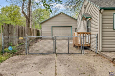 24 X 28 Garage/Outbuilding/Workshop