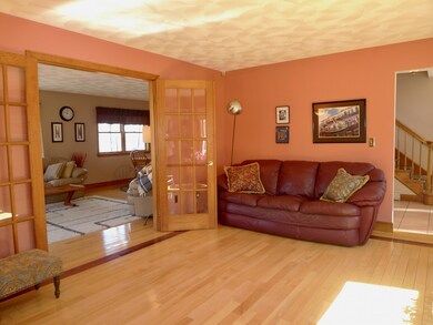 25 Tobey Ln, Wakefield, MA 01880 - photo 4