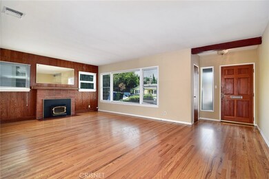 unlisted-address, Woodland Hills, CA 91364 - photo 4