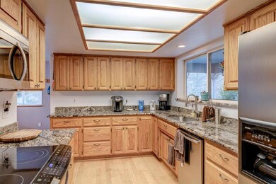 3939 E Evans Creek Rd, Rogue River, OR 97537 - photo 6