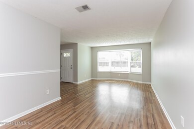 2015 Visconti Dr, Jacksonville, FL 32211 - photo 4