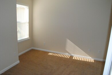 2362 Red Moon Dr, Jacksonville, FL 32216 - photo 4