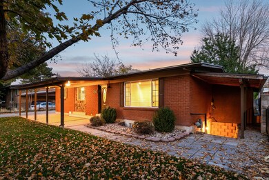 9285 S Sneddon Dr, Sandy, UT 84070 - photo 3