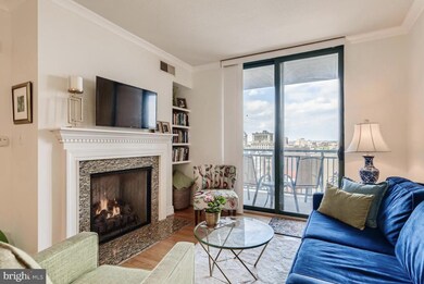 414 Water St unit 1206, Baltimore, MD 21202 - photo 3