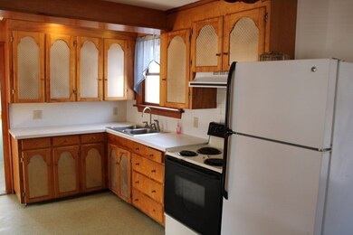 144 Elm St, Greenfield, MA 01301 - photo 6