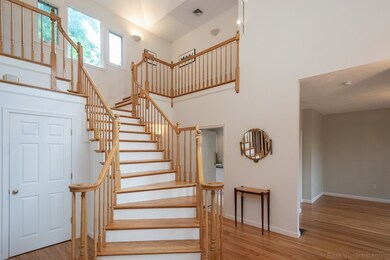 29 Lynbrook Rd, Southborough, MA 01772 - photo 6