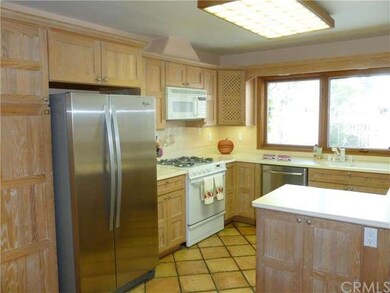 Plus stainless refrigerator included!