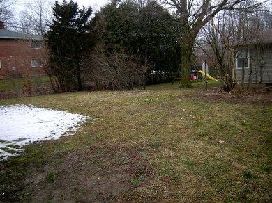 1425 Herrick Ave NE, Grand Rapids, MI 49505 - photo 3