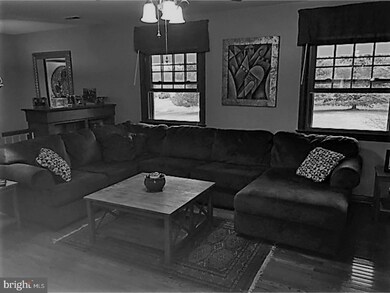 30 Templin Dr, Glenmoore, PA 19343 - photo 5